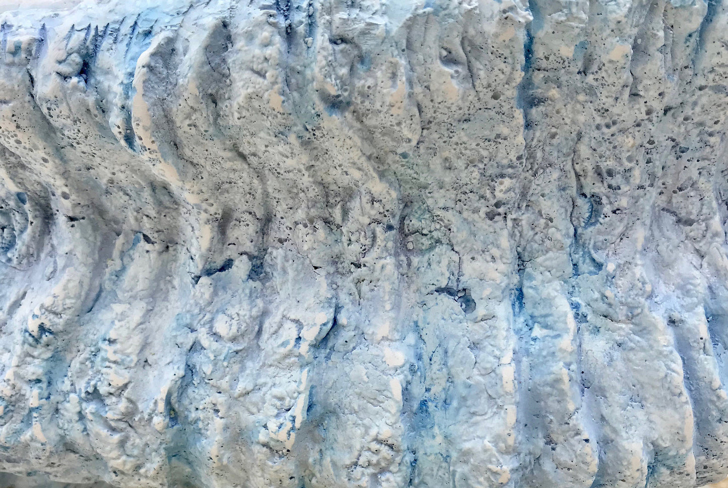 Scalloped Giant Clam Shell in Sky Blue