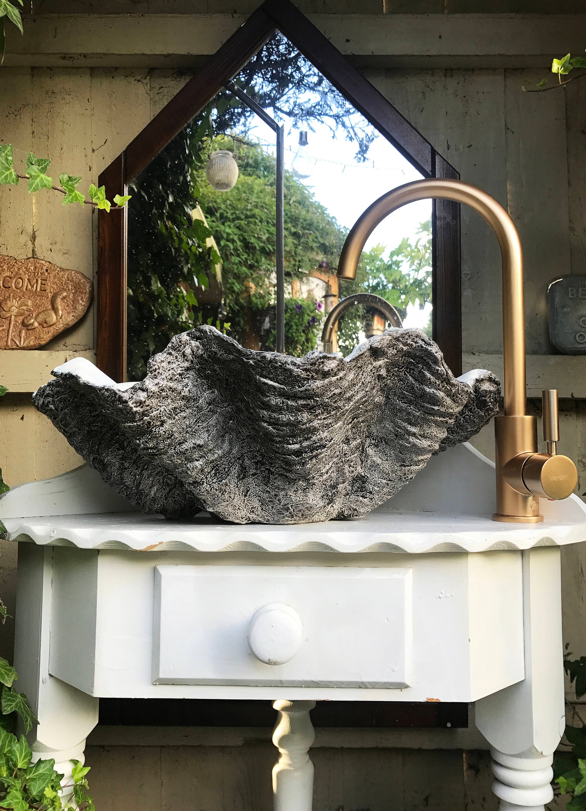 Small Clam Shell Sink in Pewter Grey – teemorrisshells