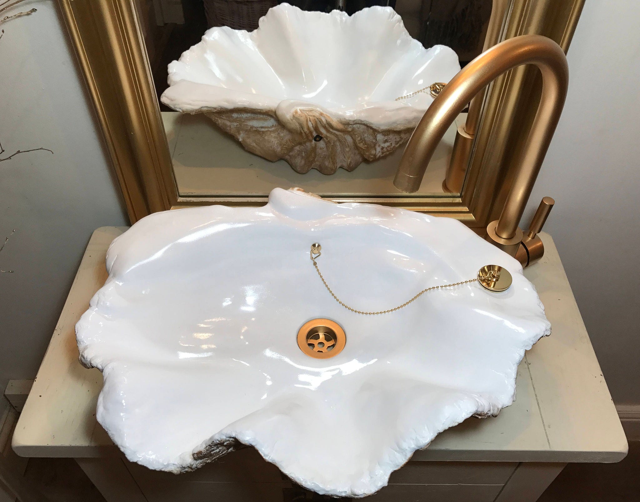 Small Clam Shell Sink in Bronze Fleck – teemorrisshells