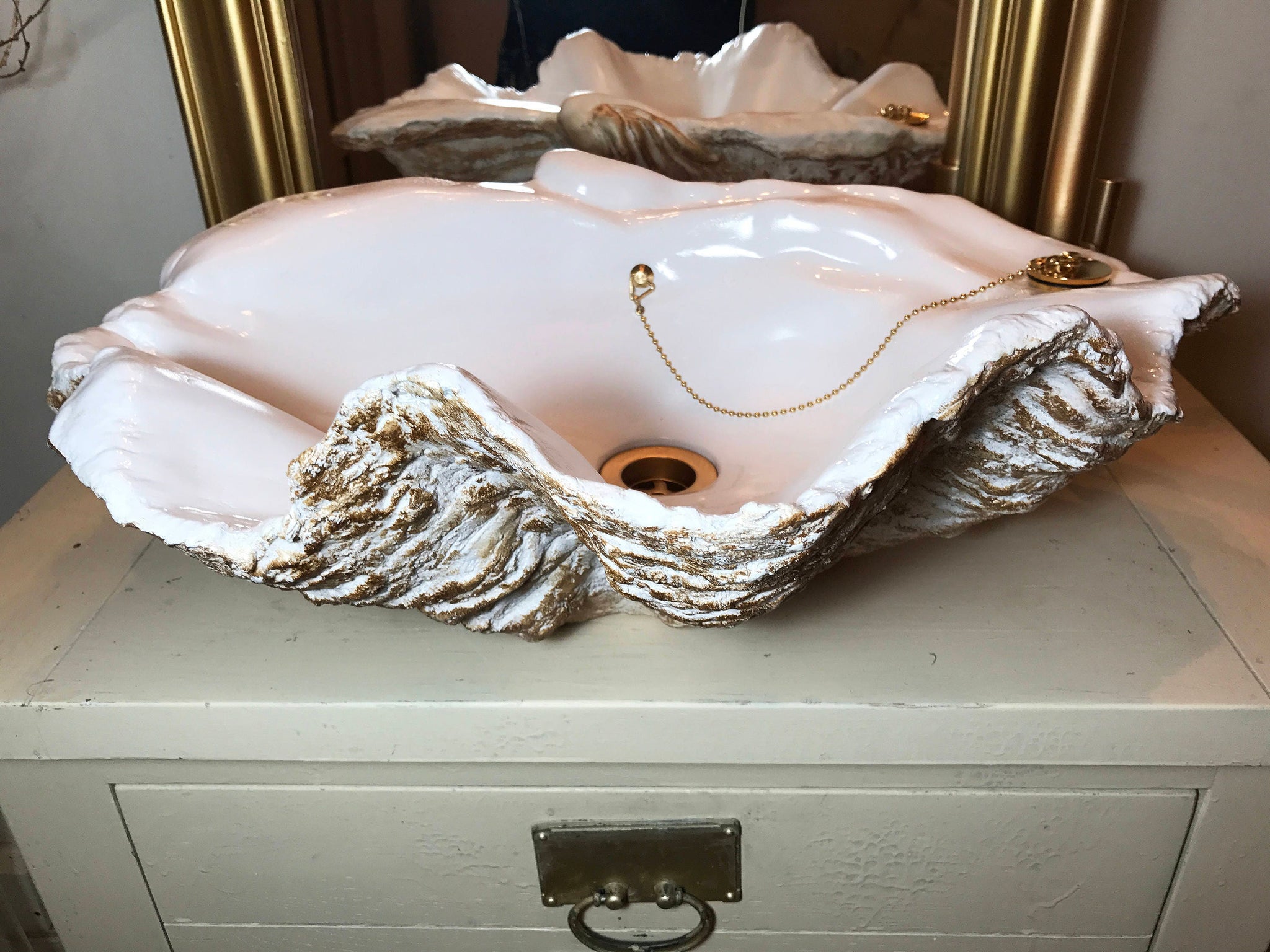 Small Clam Shell Sink in Bronze Fleck – teemorrisshells