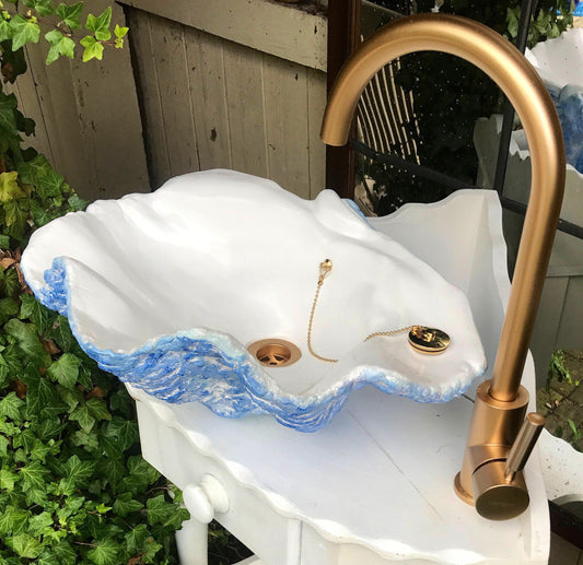 Small Clam Shell Sink in Powder Blue
