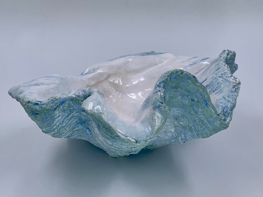 Petite Giant Clam Shell in Duck Egg Blue