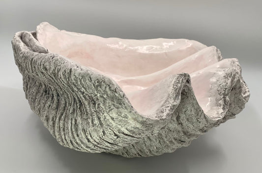 Scalloped Giant Clam Shell in Light Grey