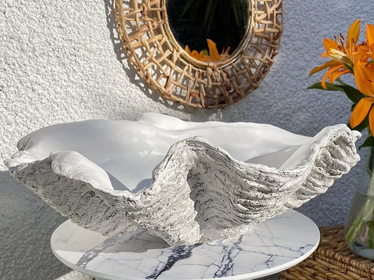 Clam Shell Bowl medium in Light Grey