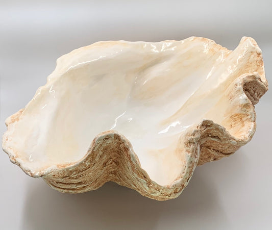 Extra Large Giant Clam Shell in Tobacco