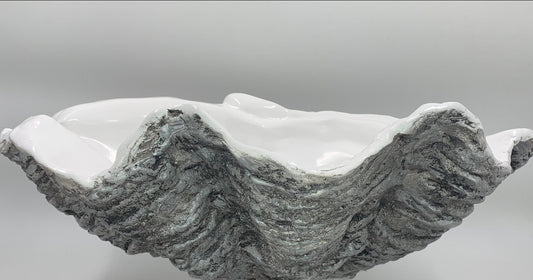 Small Clam Shell Sink in Charcoal Grey